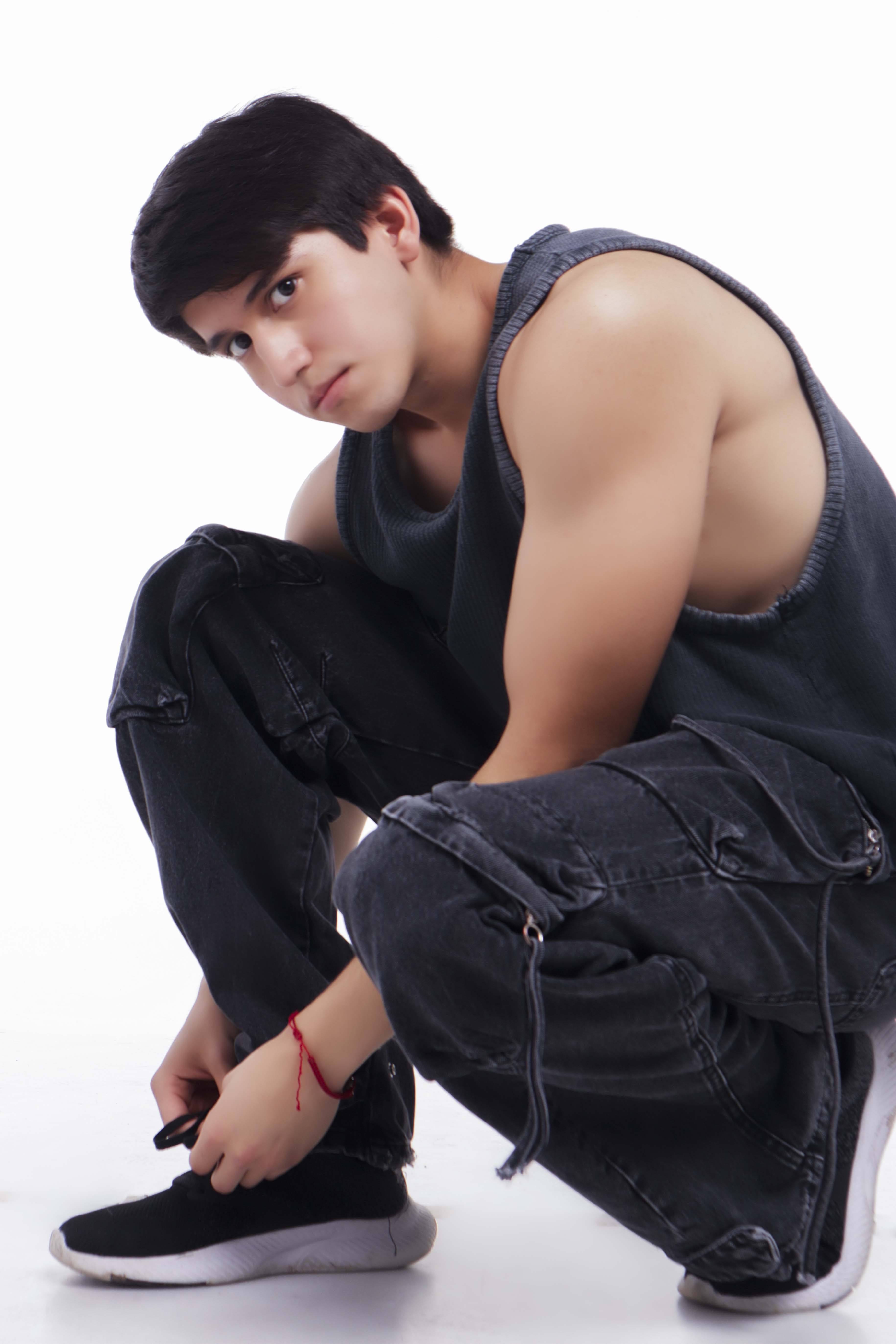 Derek Boyd Modeling Portfolio Image 26 - Fitness & Commercial